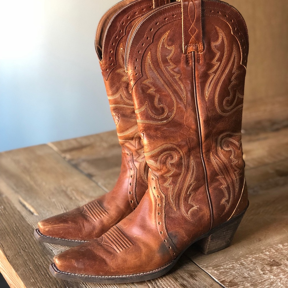 Women’s Ariat Cowboy Boots with Heel